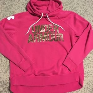 Under Armour sweatshirt